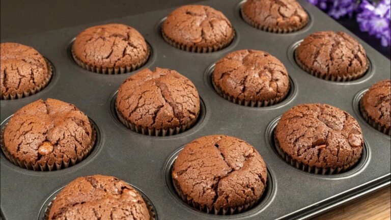 Cette astuce de grand-mère pour des muffins brownies va transformer vos goûters…