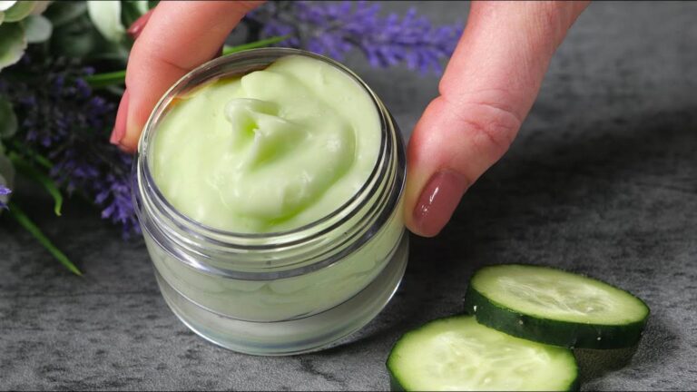 Une vieille astuce transforme des ingrédients de tous les jours en crème anti-âge…