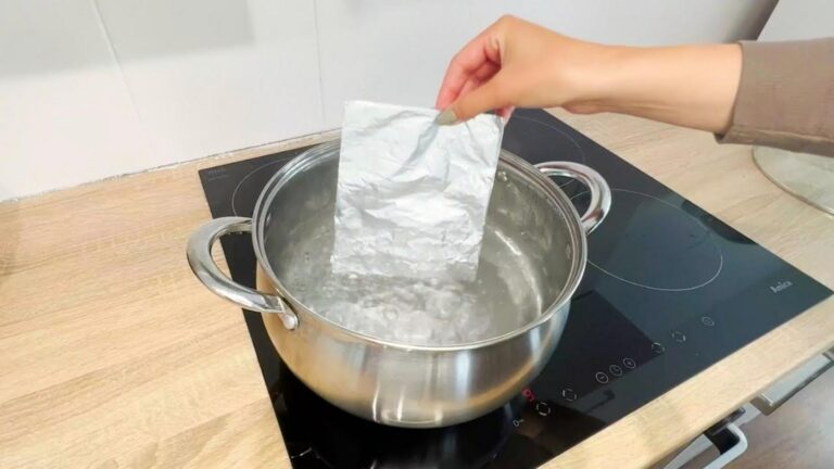 Cette astuce oubliée redonne brillance à vos couverts… préparez-vous à être surpris !