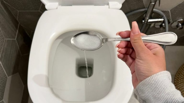 Créez un bain parfumé durable avec ces 2 ingrédients simples à ajouter